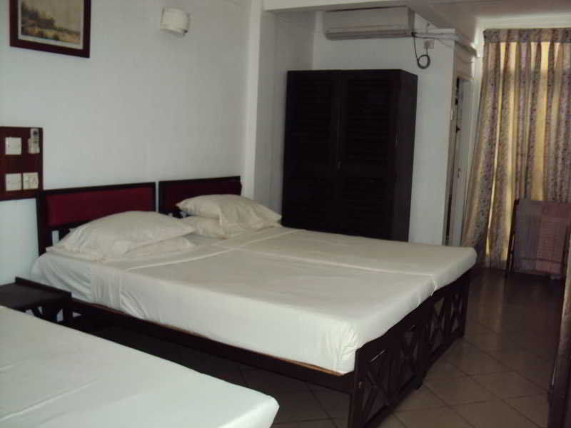 Ap Nippon Beach Hikkaduwa Exterior foto