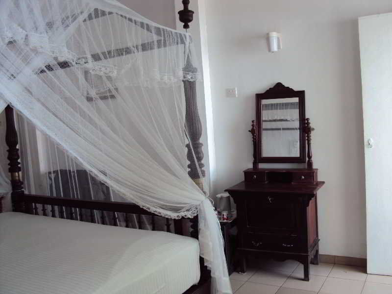 Ap Nippon Beach Hikkaduwa Exterior foto