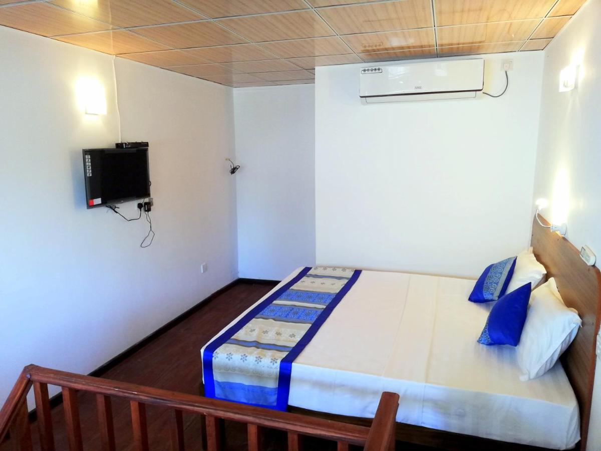 Ap Nippon Beach Hikkaduwa Exterior foto